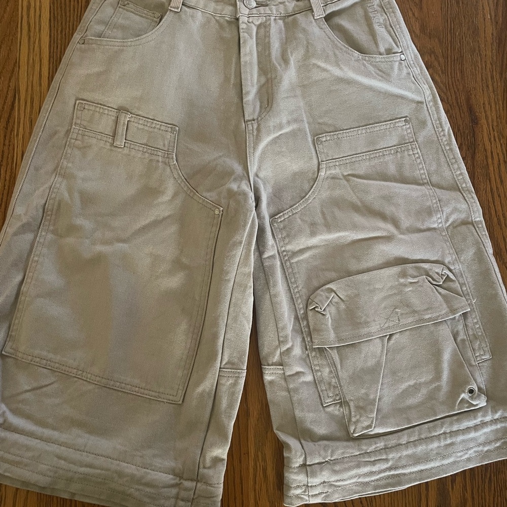 YoungLA Women's Beige Cargo Shorts